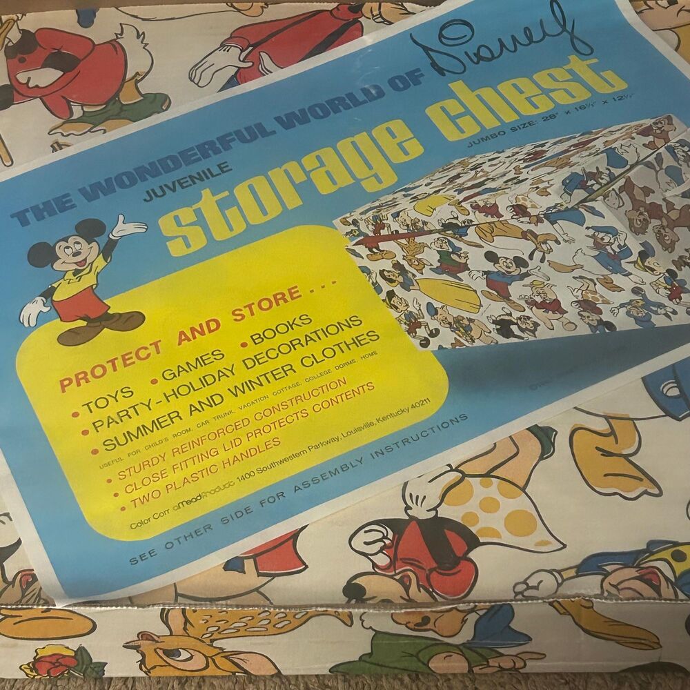 New Old Stock 1950s Walt Disney Storage Chest Box w/ Insert Mickey
